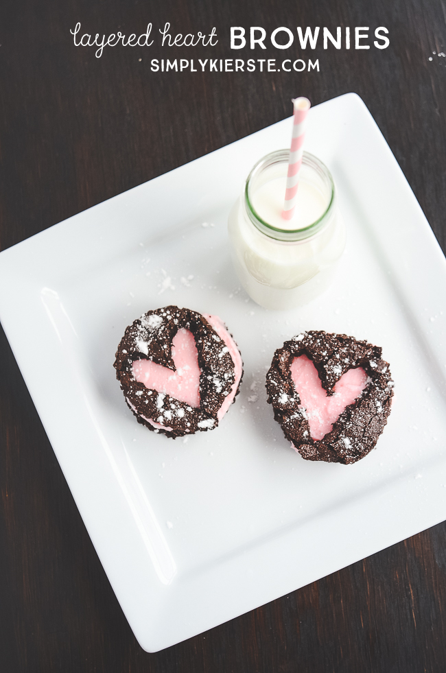 Adorable layered heart brownies | simplykierste.com