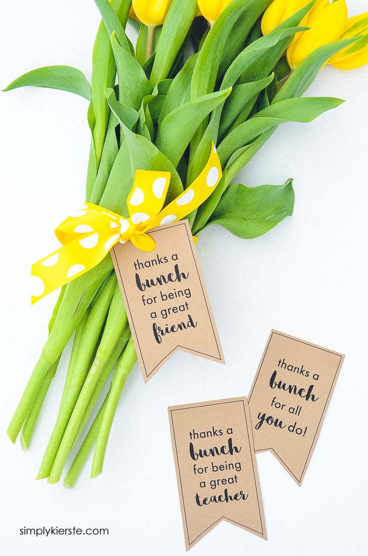 Thanks a Bunch Printable Gift Tag for Flowers | simplykierste.com